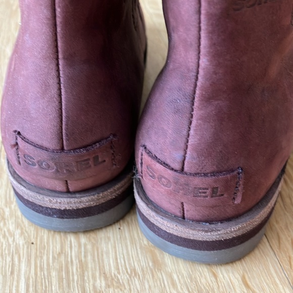 NWOT Sorel Sneakchic Shearling Alpine Boots - Sz 6.5. - Picture 6 of 13